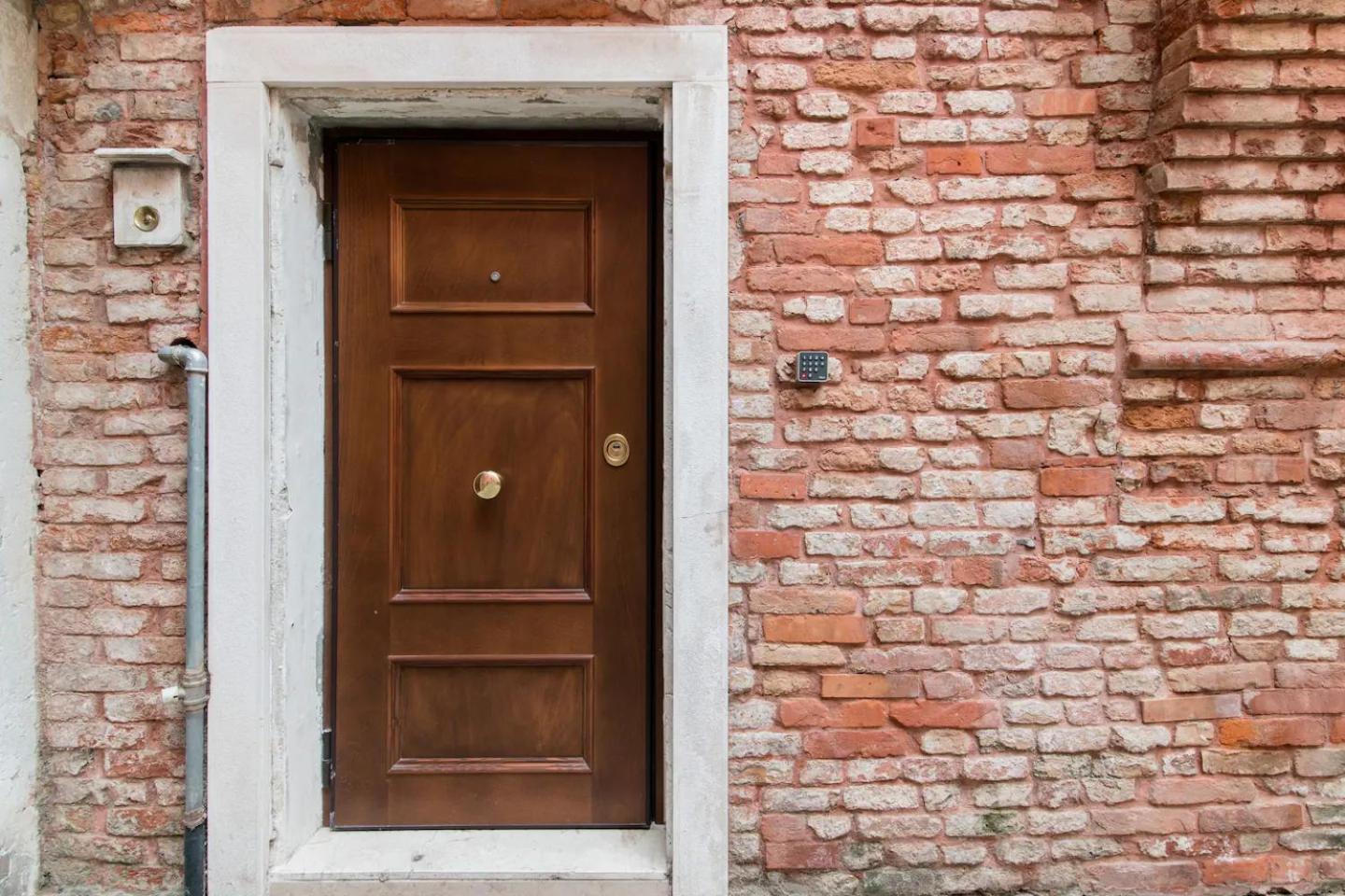 Corte Dell' Angelo, Una Casa Romantica Vicino La Biennale Venice Exterior photo